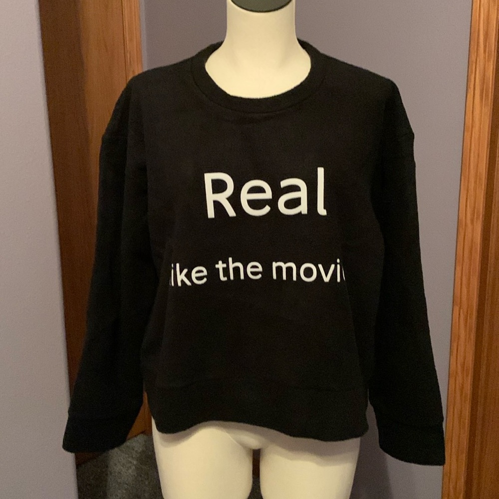 Daydream Nation Fleece Cropped Graphic Sweatshirt, black, size medium